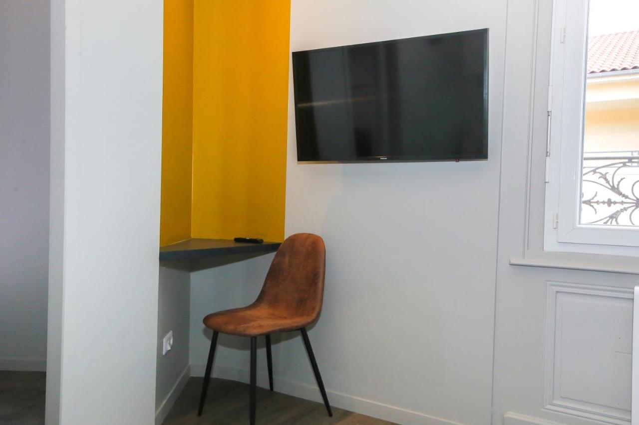 Le Vintage, T2 Hypercentre Chic Et Cosy, Wifi Par Sovalfi Appartement Saint-Etienne  Buitenkant foto
