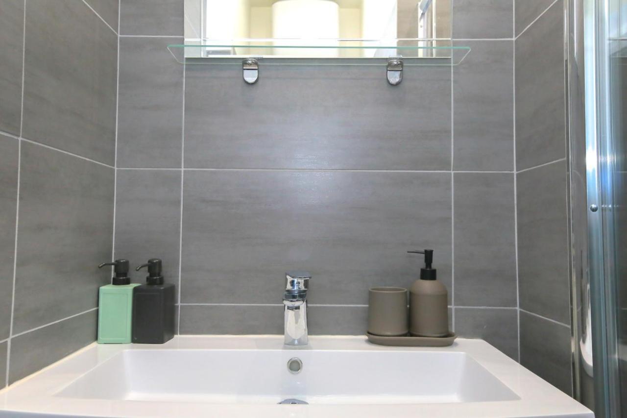 Le Vintage, T2 Hypercentre Chic Et Cosy, Wifi Par Sovalfi Appartement Saint-Etienne  Buitenkant foto
